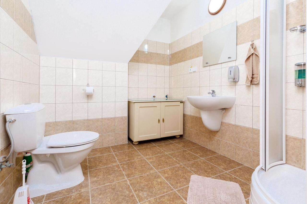 Hotel Farma Hory Karlovy Vary Esterno foto